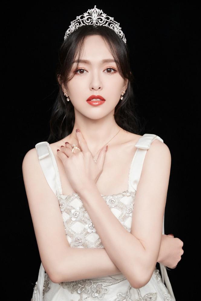 Hội mẹ bỉm đình đám Cbiz: Dương Mịch đọ sắc cực gắt Triệu Lệ Dĩnh-14