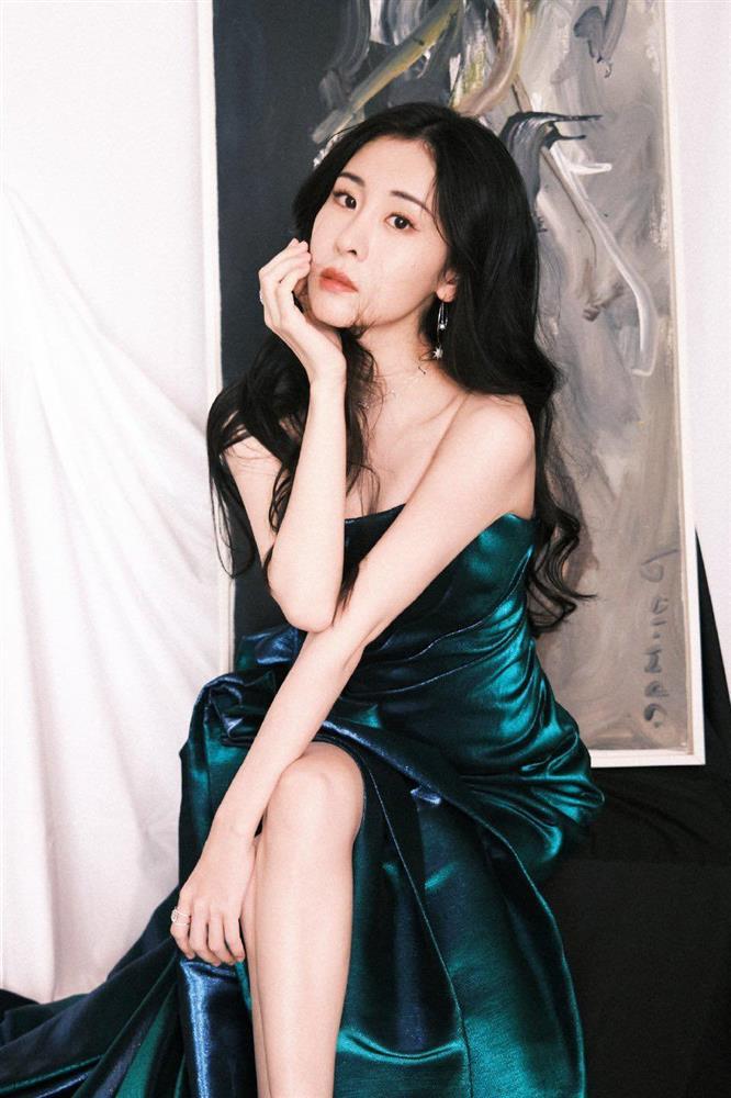 Hội mẹ bỉm đình đám Cbiz: Dương Mịch đọ sắc cực gắt Triệu Lệ Dĩnh-16