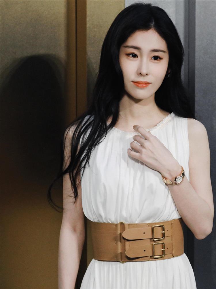 Hội mẹ bỉm đình đám Cbiz: Dương Mịch đọ sắc cực gắt Triệu Lệ Dĩnh-17