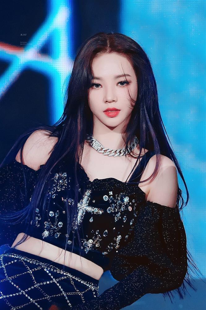 Thành viên nào giàu nhất aespa, vị trí của Karina thấp bất ngờ-5