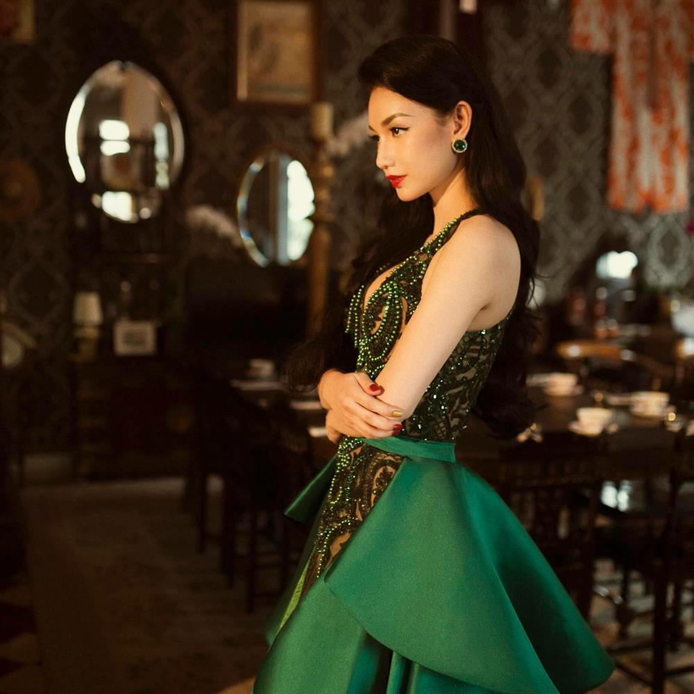 Nhan sắc đổi khác của MC Quỳnh Chi sau 7 năm ly hôn đại gia-1