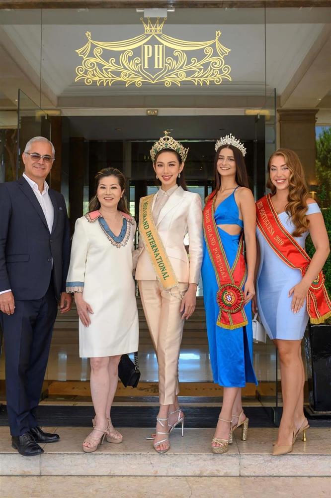 Hoa hậu Thùy Tiên mắc sai lầm chí mạng khi mặc quần-1