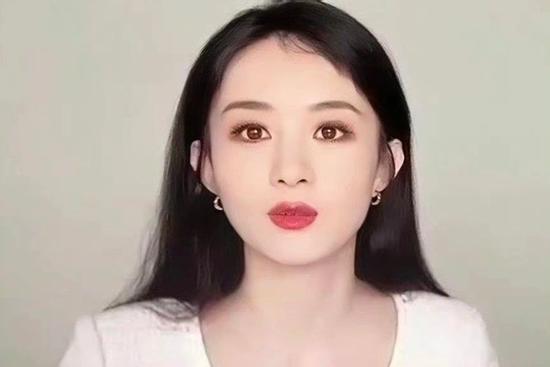 Triệu Lệ Dĩnh lộ mặt khác thường trong hoạt động của đoàn phim