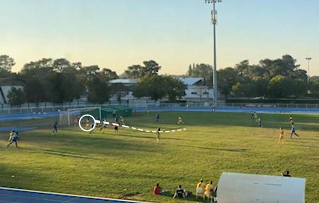 Quang Hải chơi như thế nào trong thất bại của Pau FC ở trận giao hữu cuối?-2