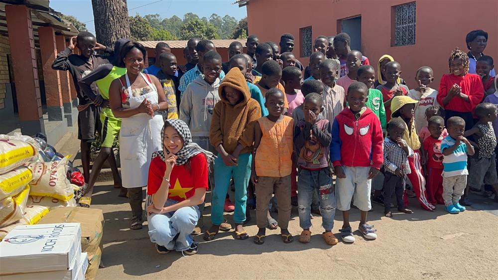 Sự thật Thùy Tiên bị Tổ chức Miss Grand đối xử ghẻ lạnh-2