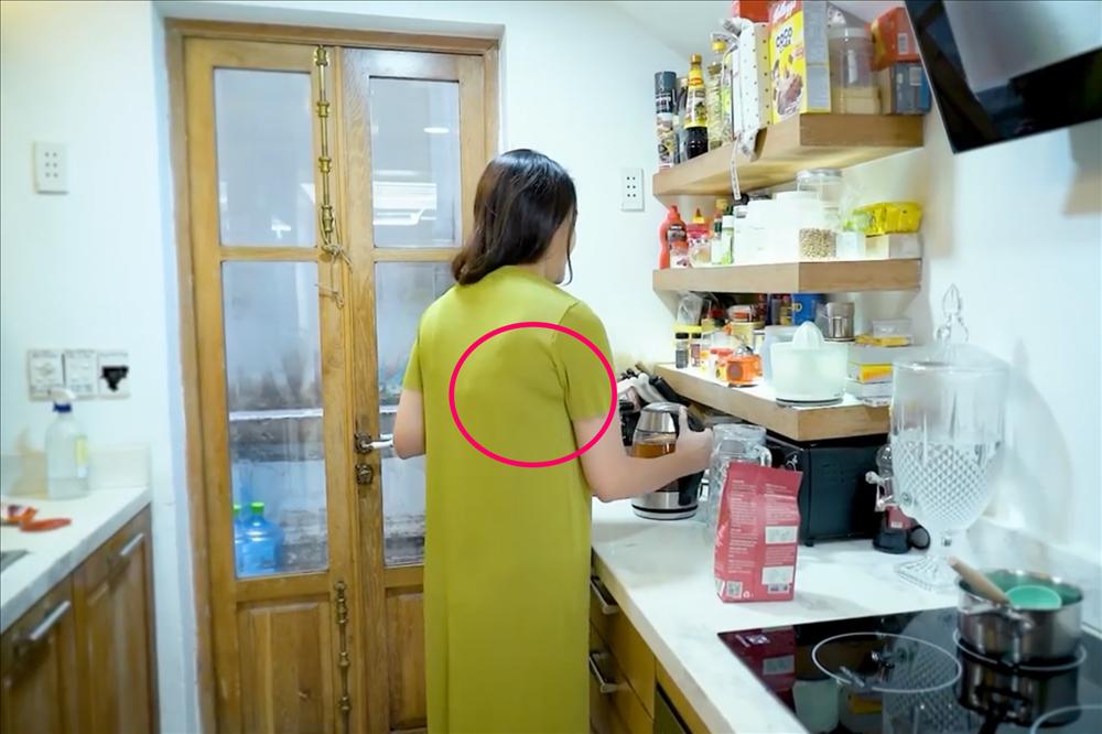 Phan Như Thảo còn nọng cằm và ngấn mỡ sau khi giảm 15kg-8