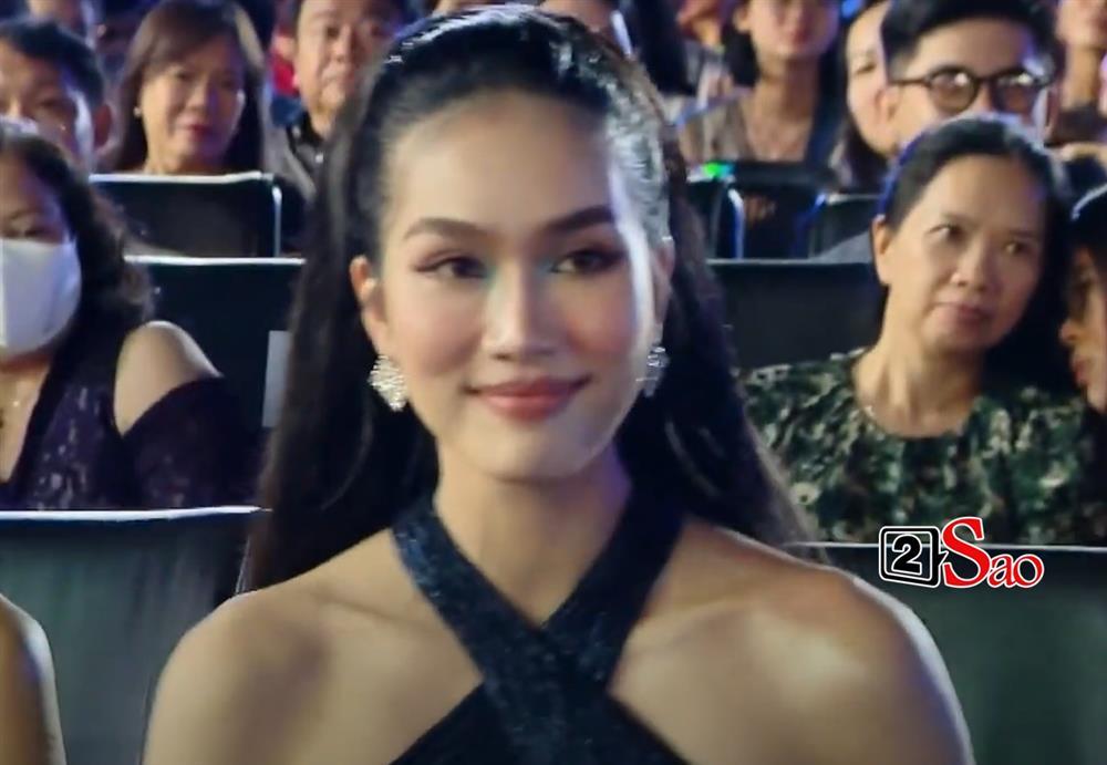 Truyền hình phơi bày nhan sắc dàn hậu: Lương Thùy Linh đội sổ-8