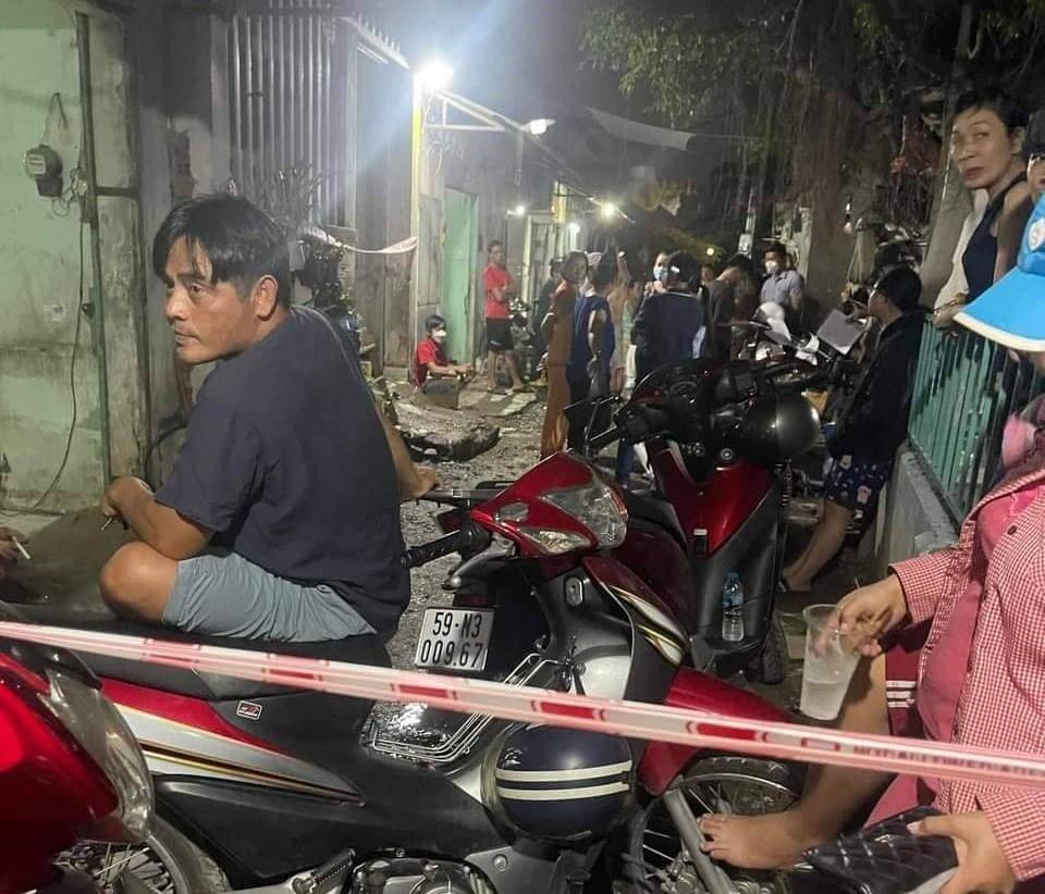 Nhà khoá cửa ngoài bị cháy khiến 2 trẻ em tử vong-1