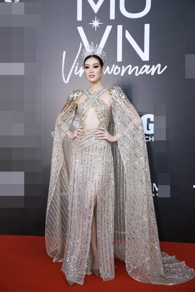 Top những bộ cánh đẹp nhất tuần qua: Hoa hậu, siêu mẫu so kè gắt-1