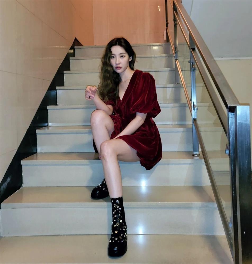 Những thần tượng xứ Hàn bị bóc mẽ chỉnh sửa ảnh quá đà-9