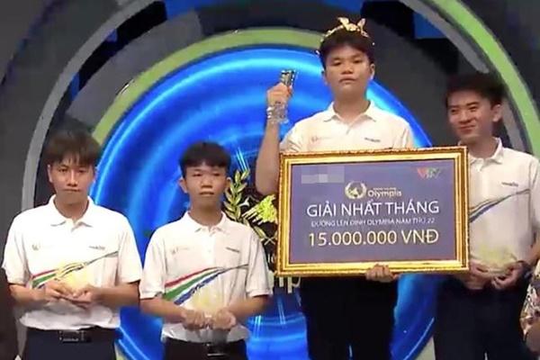 Điểm thi tốt nghiệp của Á quân Đường Lên Đỉnh Olympia 2021-4