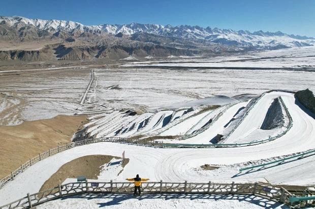 Cung đường hơn 600 khúc cua gấp - nỗi ám ảnh của người say xe-3