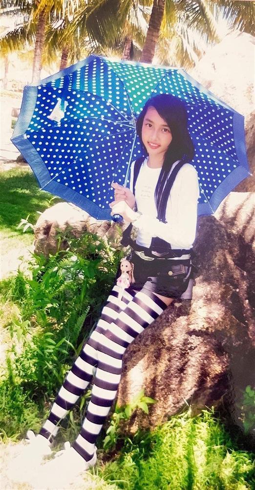 Thùy Tiên bị khui loạt ảnh hiếm thời trẻ trâu, tóc sư tử-3