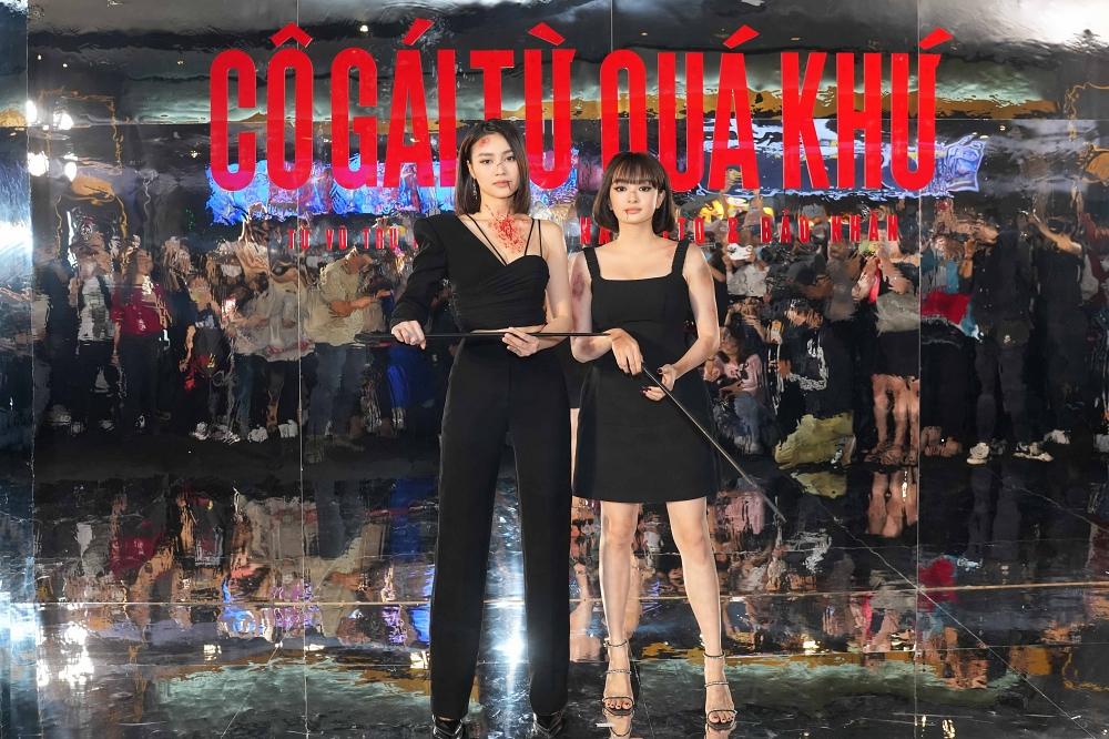 Lan Ngọc tác động vật lý lên Kaity Nguyễn trước mặt hàng trăm người-2