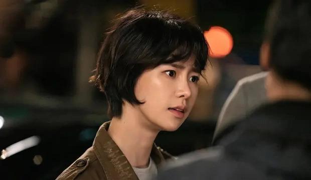 Mỹ nhân lấn át nhan sắc Song Hye Kyo, nổi tiếng vì trị vai quyến rũ-6
