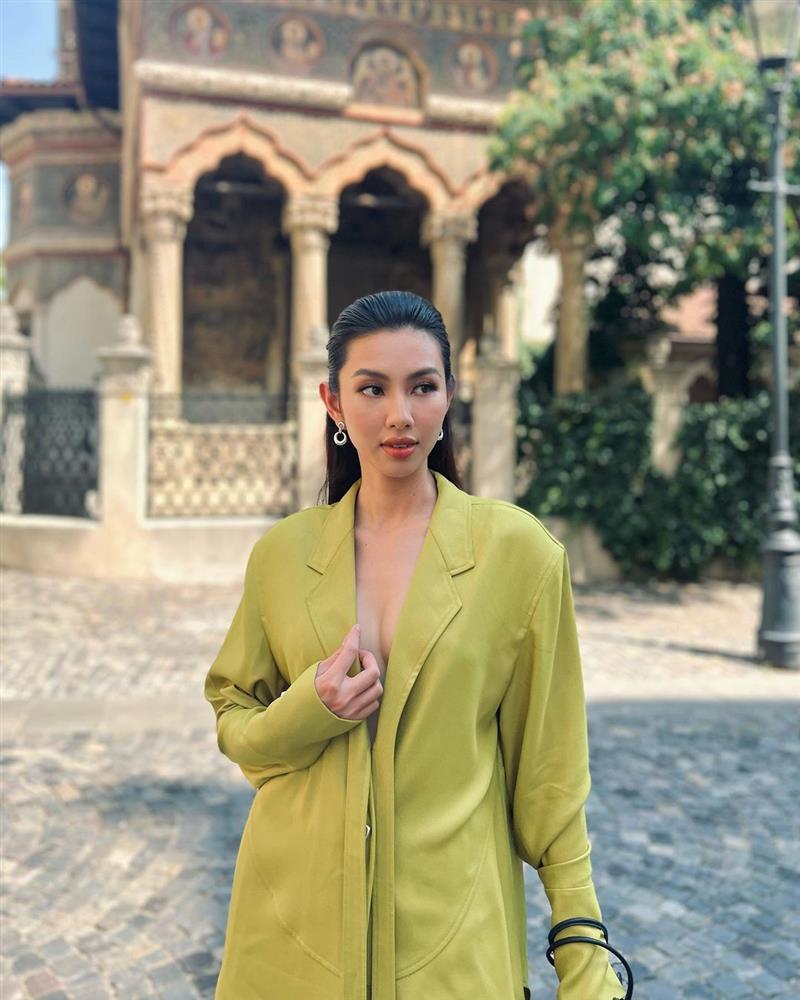 Phó chủ tịch Miss Grand lăn xả để làm phó nháy cho Thùy Tiên-2