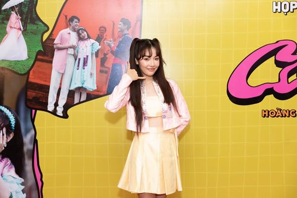 Hoàng Duyên nói gì về tựa bài Em Sẽ Báo Công An?-1