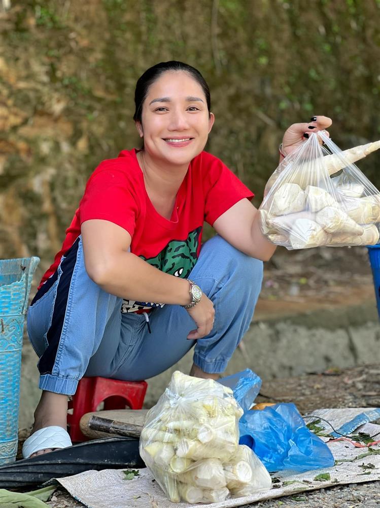 Tin showbiz Việt ngày 26/7: Vợ Khánh Đơn bảo vệ quyết liệt con riêng của chồng-4