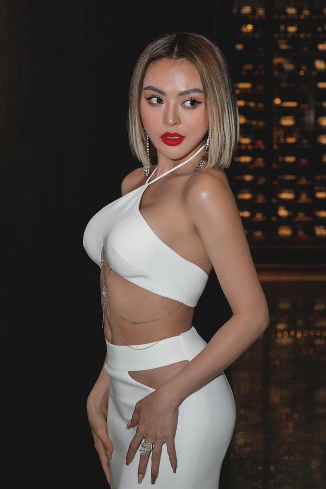 Đụng hàng, vợ Chi Bảo áp đảo Trang Nemo nhờ quý tử gây sốt-8