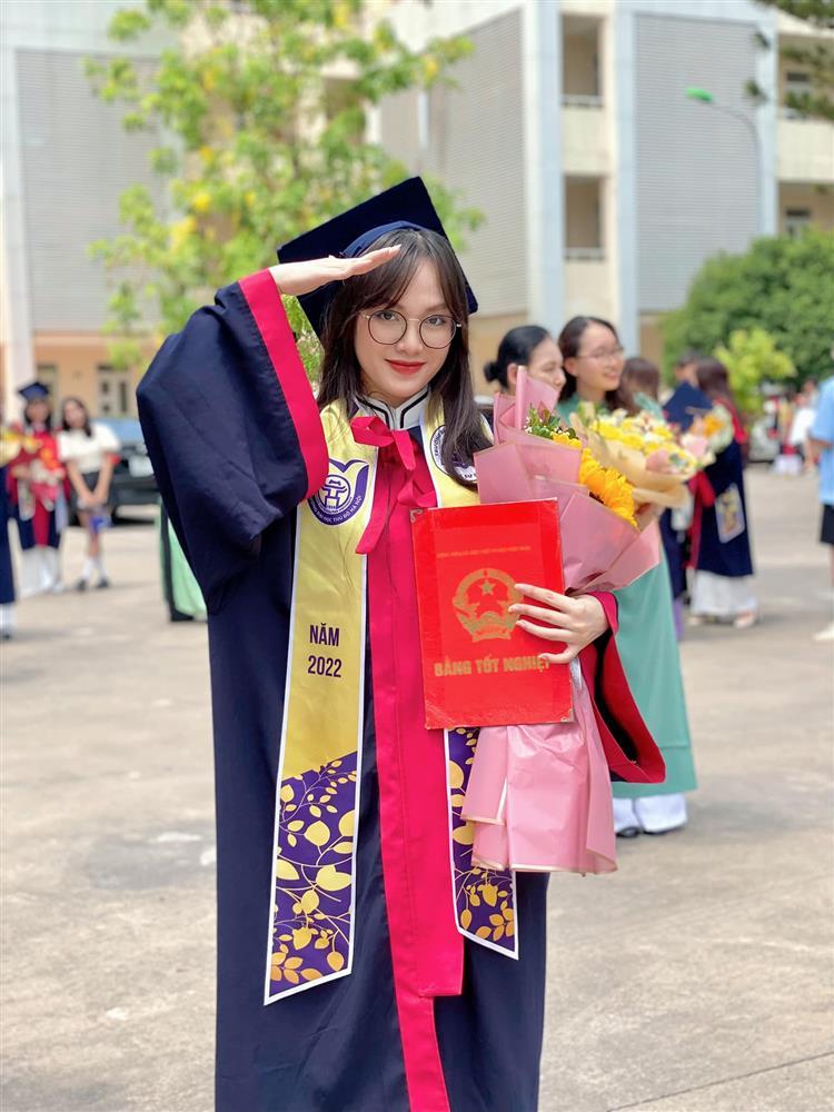 Bạn gái Nhâm Mạnh Dũng khoe body, bồ cũ Quang Hải cũng phải ghen-5