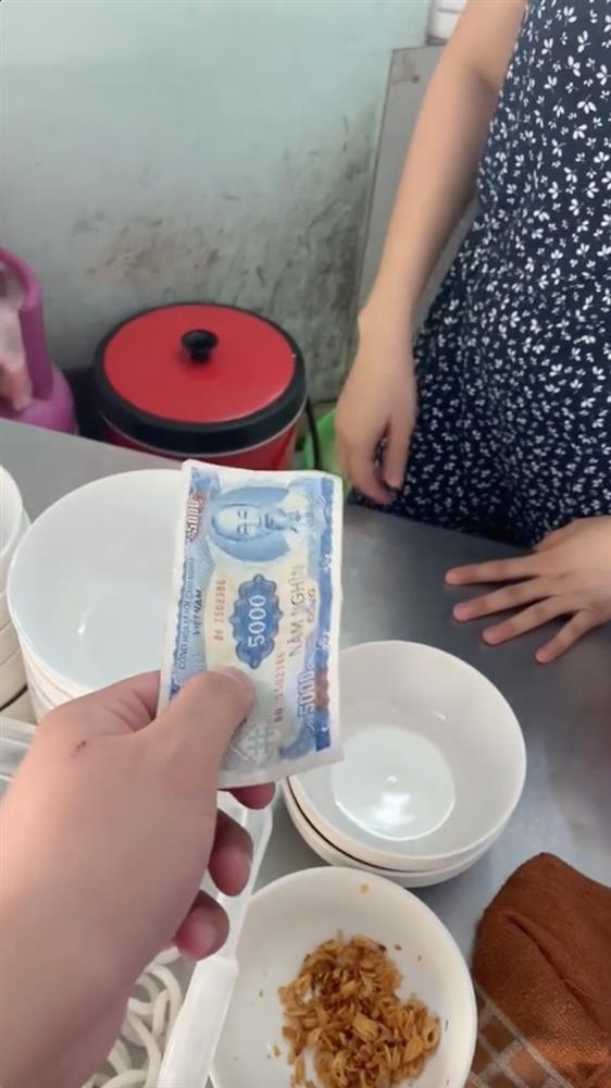 Trào lưu mua đồ ăn chỉ với 5k khiến nhiều chủ quán bị làm phiền-2