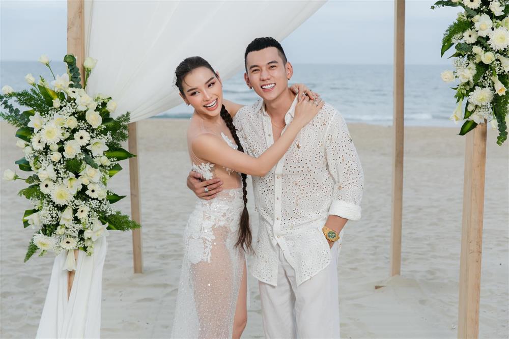 Cuộc sống tân hôn của 3 cô dâu đình đám Vbiz-12