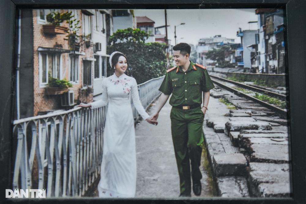 Chuyện xúc động sau bức ảnh đoàn viên của gia đình liệt sĩ ở Hà Nội-4