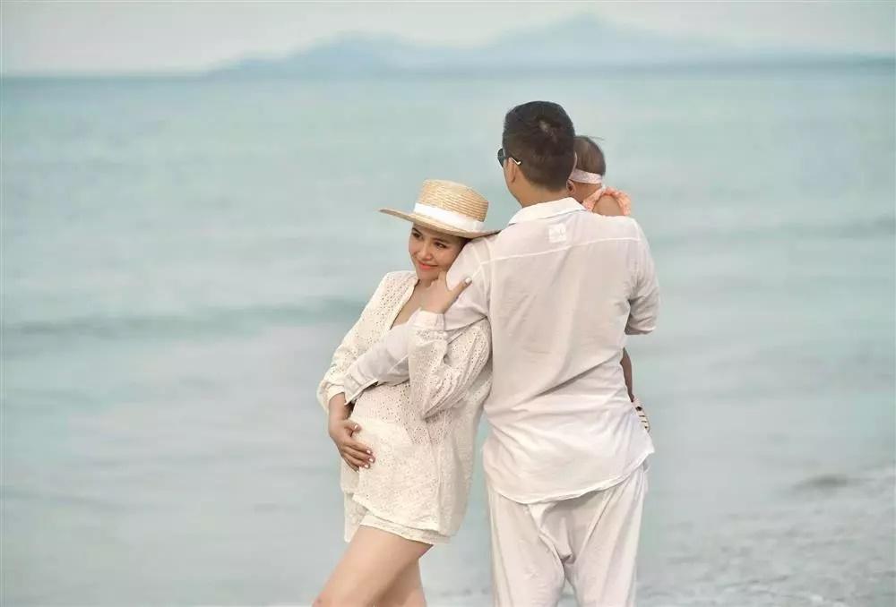 Giấu chồng hơn giữ vàng, bà bầu Phanh Lee bị xóc xiểm-11