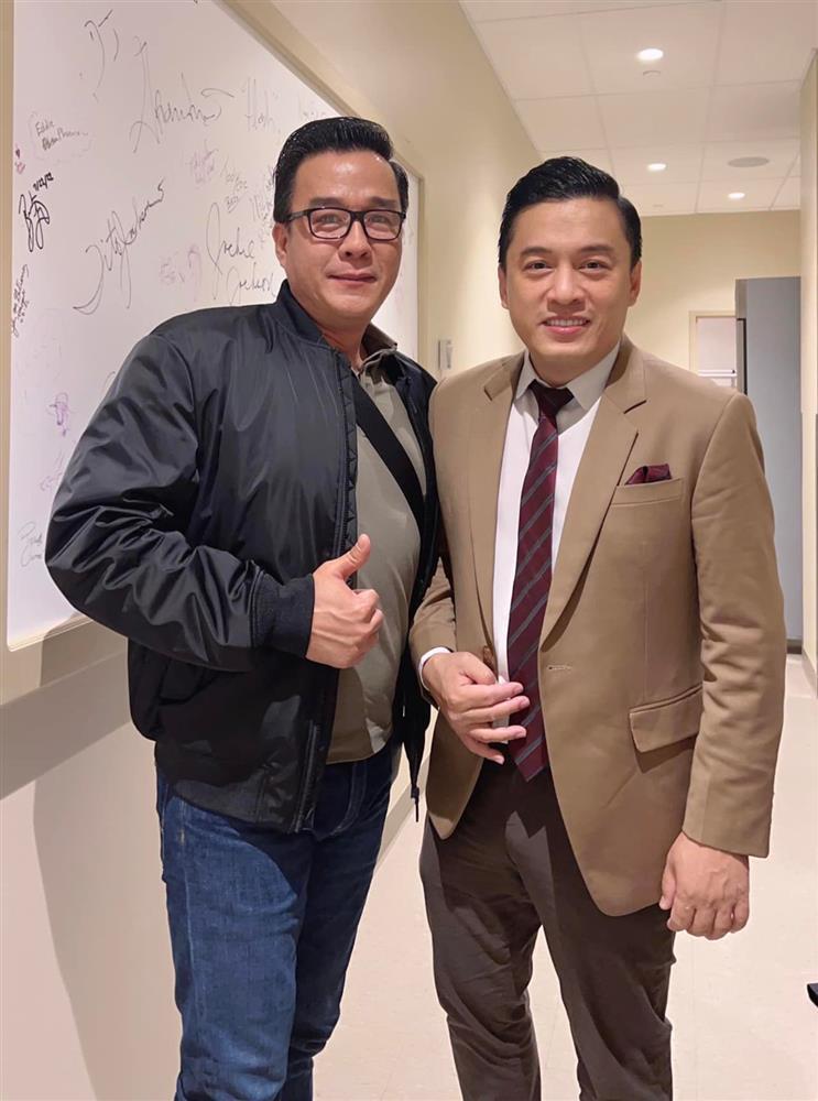 Đứng cạnh Lam Trường, vua cá Koi già hơn hẳn dù kém tuổi-1