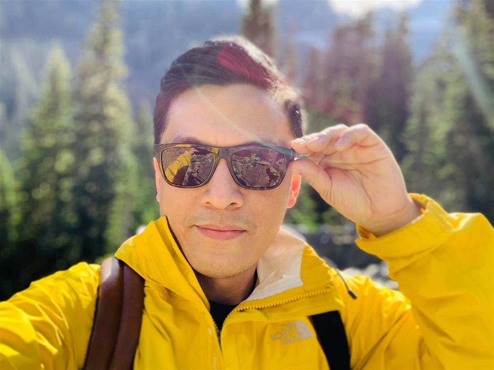 Đứng cạnh Lam Trường, vua cá Koi già hơn hẳn dù kém tuổi-3