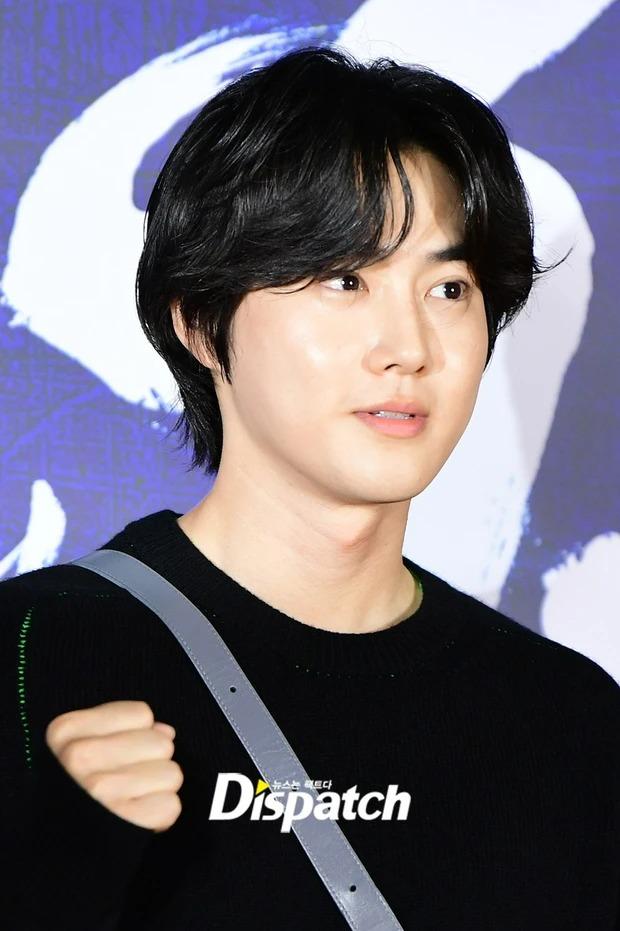 Thảm đỏ hot nhất hiện tại: EXO Suho lạ lẫm, Park Bo Gum đẹp không góc chết-6