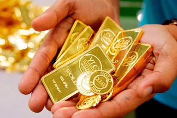 Chênh lệch mua vào - bán ra 2 triệu đồng/lượng, nhà đầu tư lỗ nặng-1