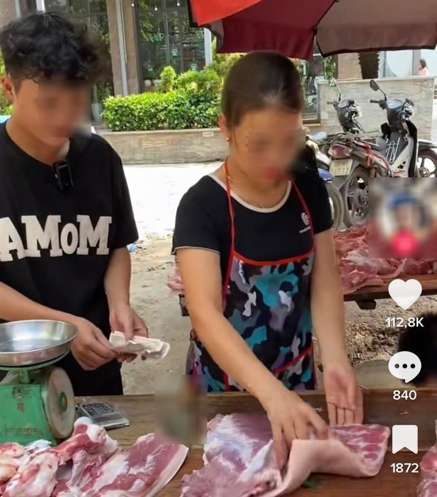 Đu trend cầm 5k mua thịt gà, thanh niên suýt bị chủ quán cho ăn dao-5