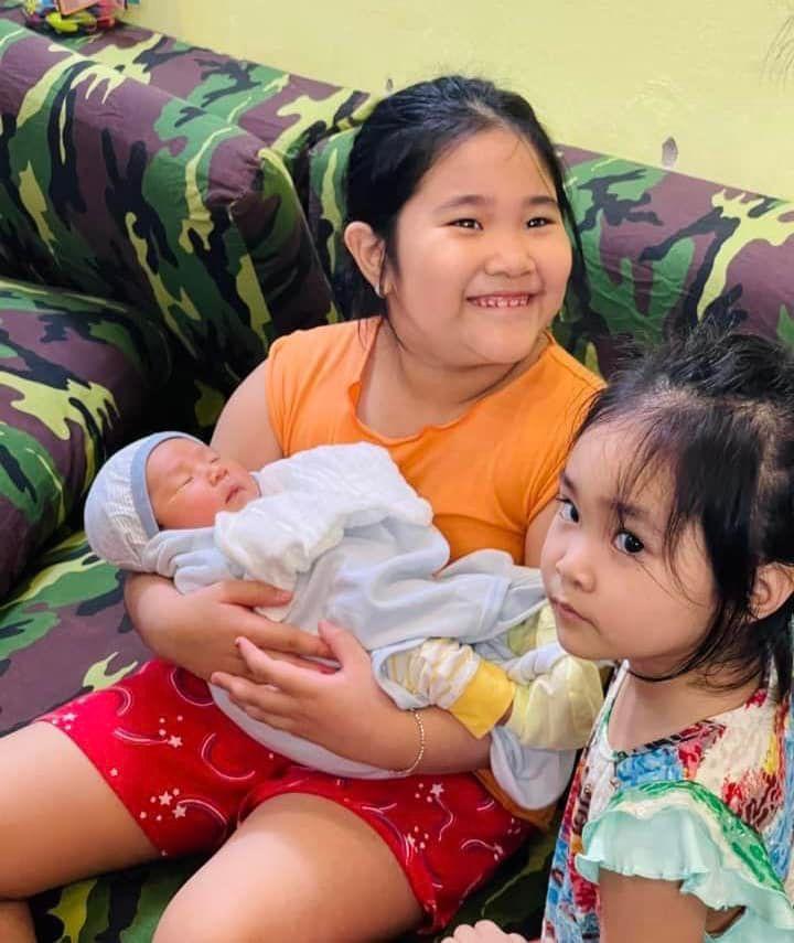 Tin showbiz Việt ngày 27/7: Lâm Khánh Chi an ủi chồng cũ sau đấu tố-11