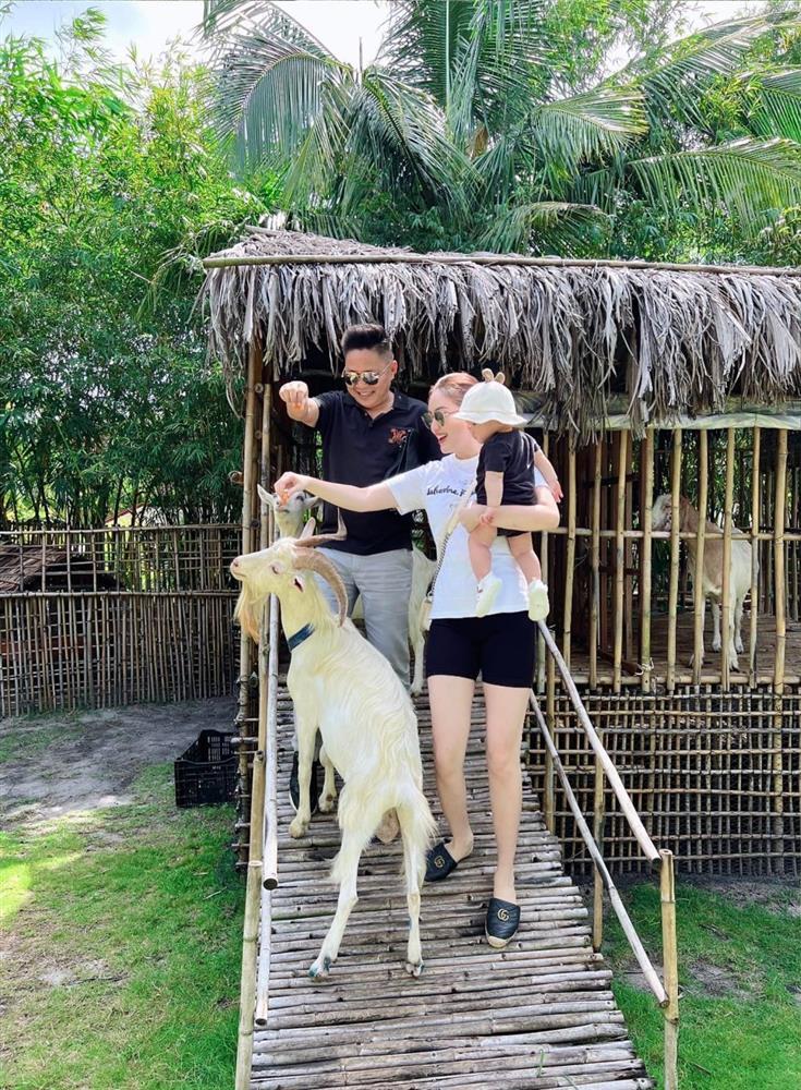 Bảo Thy hễ khoe con là mặc đồ đôi đồng điệu, nhìn phát mê-9