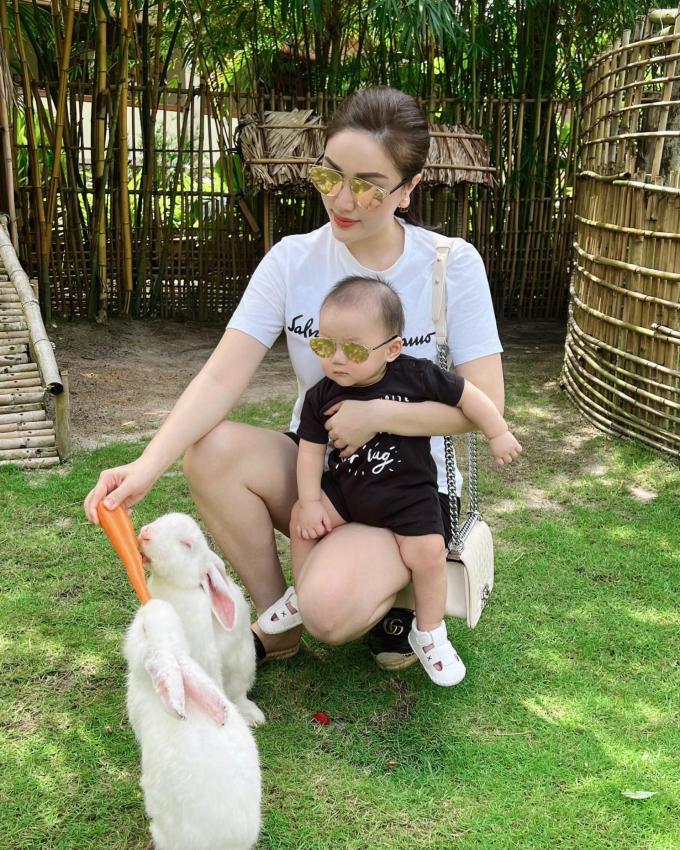 Bảo Thy hễ khoe con là mặc đồ đôi đồng điệu, nhìn phát mê-4