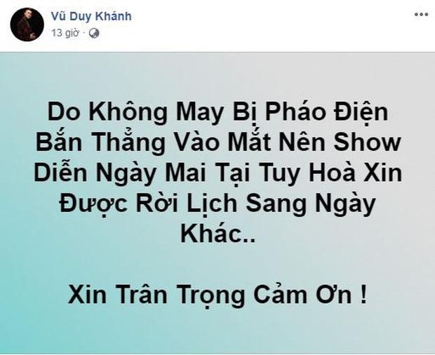 Đang hát ngon trớn, loạt sao Việt hết hồn à vì bị vật thể lạ bắn vào mặt-10