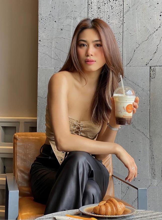 Công khai là bisexual bị mắng, nữ chính Người Ấy Là Ai nói gì?-3