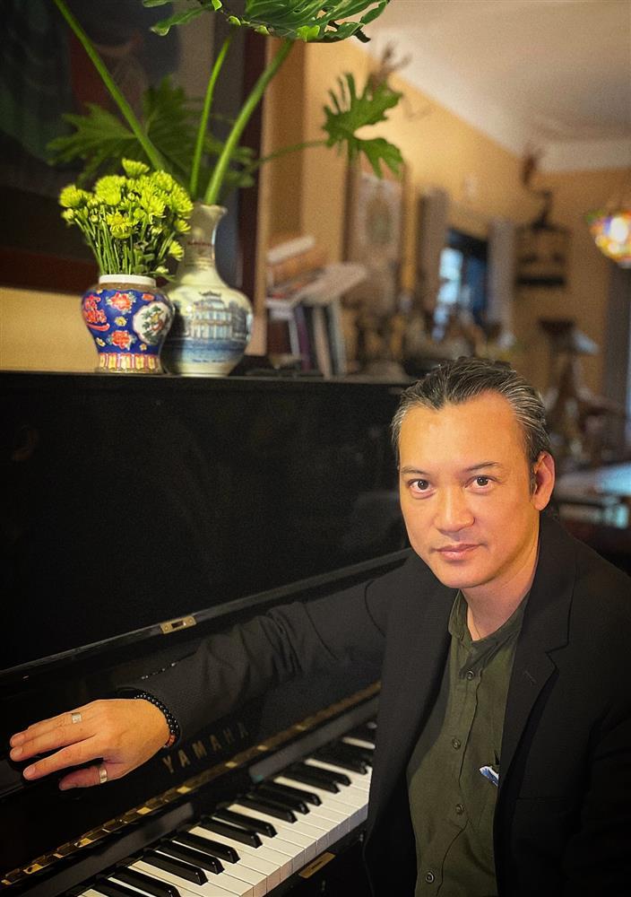 Diva Thanh Lam hiếm hoi cho em trai lên sóng, ngoại hình bất ngờ-6