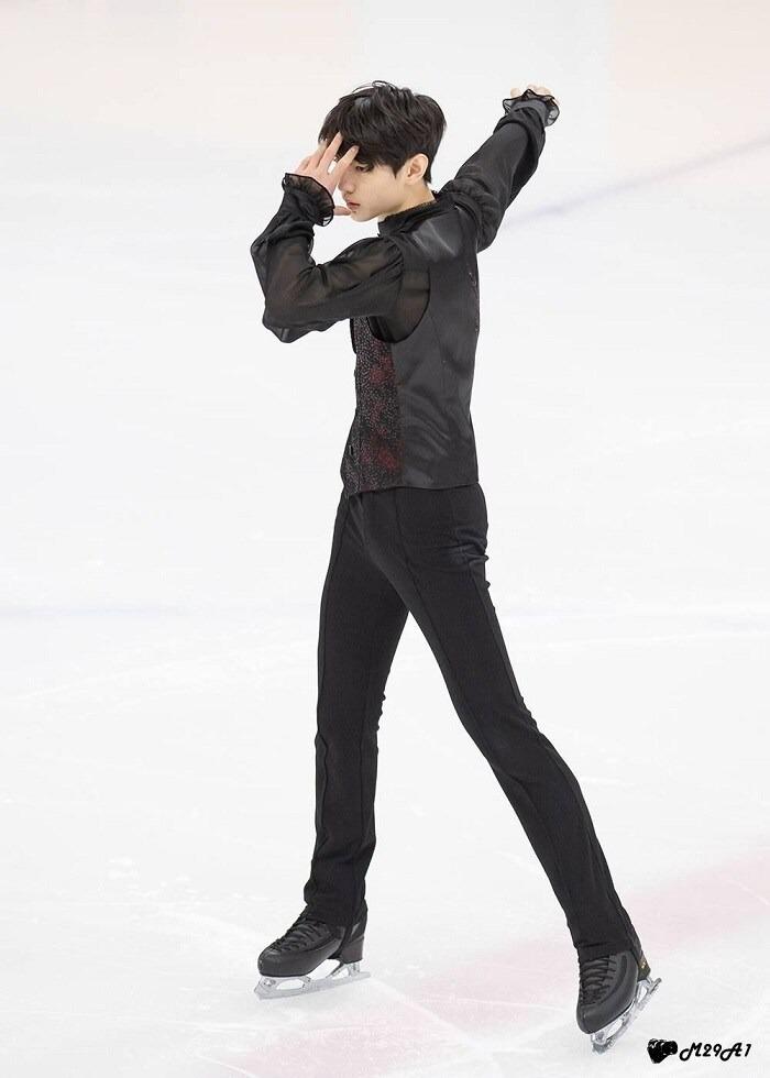 Em trai BTS lấn sân diễn xuất: visual đẳng cấp, phủ sóng ở mọi lĩnh vực-8