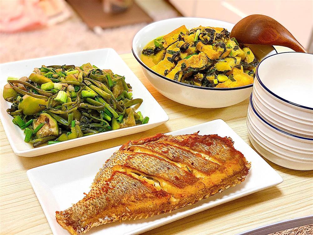 Rớt nước miếng mâm cơm 2 người tươm tất của du học sinh Hàn-4