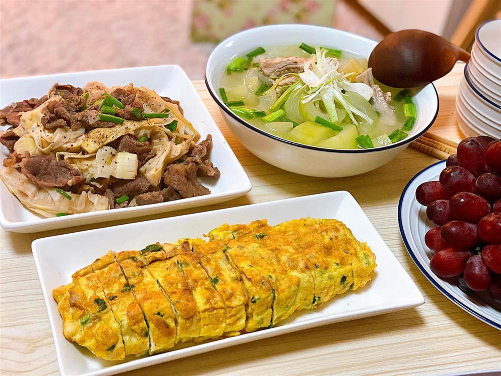 Rớt nước miếng mâm cơm 2 người tươm tất của du học sinh Hàn-8