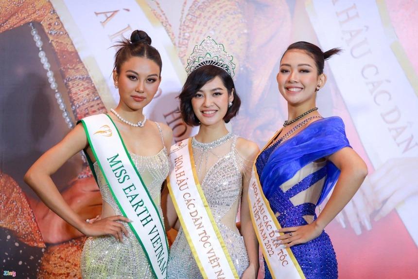 Việt Nam có tới 22 cuộc thi hoa hậu chỉ tính riêng trong năm nay-2