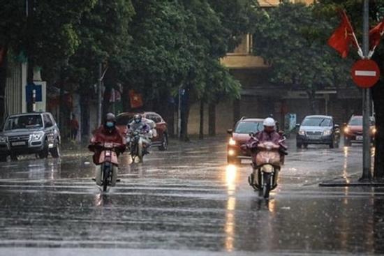 Miền Bắc tạm dừng nắng nóng, cuối tuần mưa lớn có dông