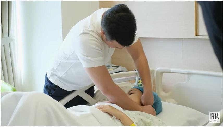 Bạn trai bí ẩn không rời một phút khi Phạm Quỳnh Anh lâm bồn-5