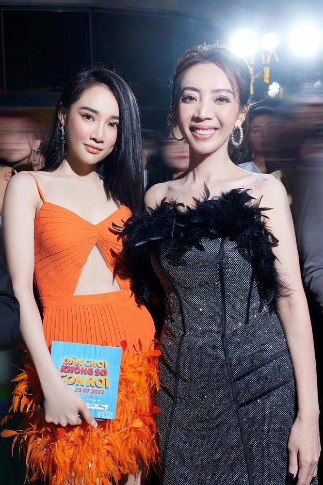 Mắt Lâm Vỹ Dạ con đậu con bay đến mừng phim Thu Trang Tiến Luật-9