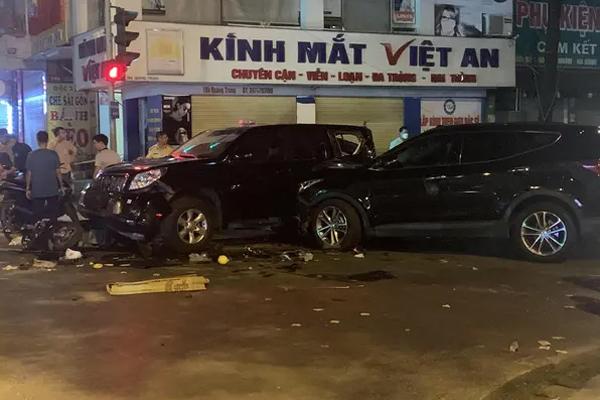 Nạn nhân tử vong vụ ôtô gây tai nạn liên hoàn ở Hà Nội là quân nhân-1