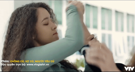 Hậu trường cảnh Thùy Dương đẩy Lã Thanh Huyền ngã cầu thang gãy cổ-1