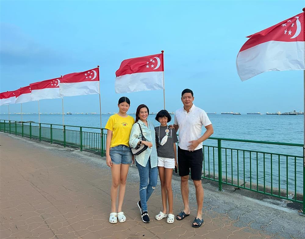 Tin showbiz Việt ngày 29/7: Wendy khoe thành tích con trai với mẹ quá cố-19