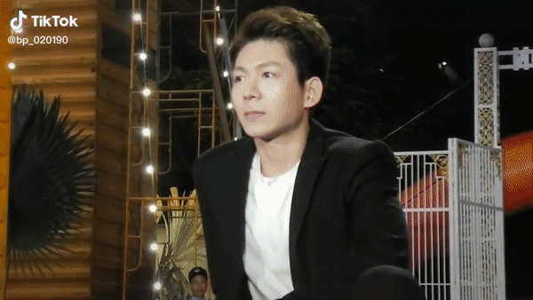 Mỹ Tâm và loạt sao Việt bị khán giả cướp mic, chính chủ thái độ ra sao?-1